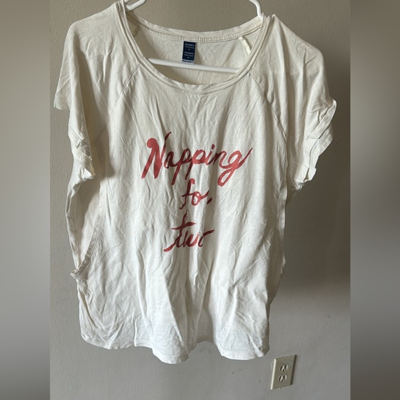 Maternity tops for summer - Picture 3 of 9